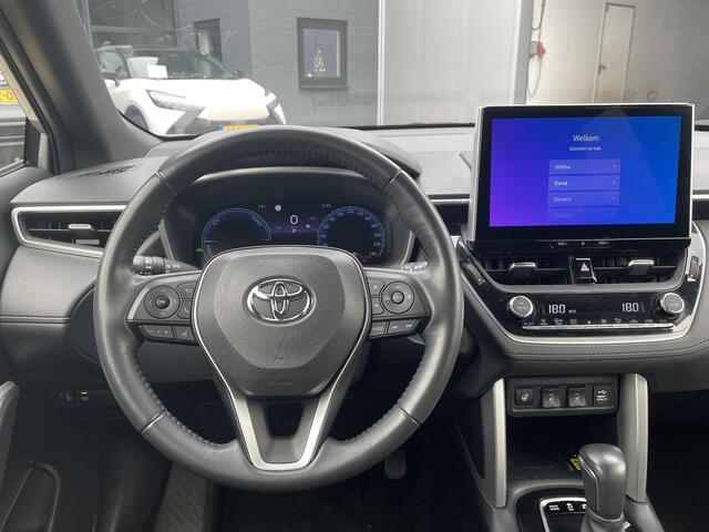 Toyota COROLLA Cross Hybrid 140 Style + Premium Pack I