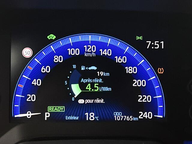 Toyota COROLLA 1.8 Hybrid Style