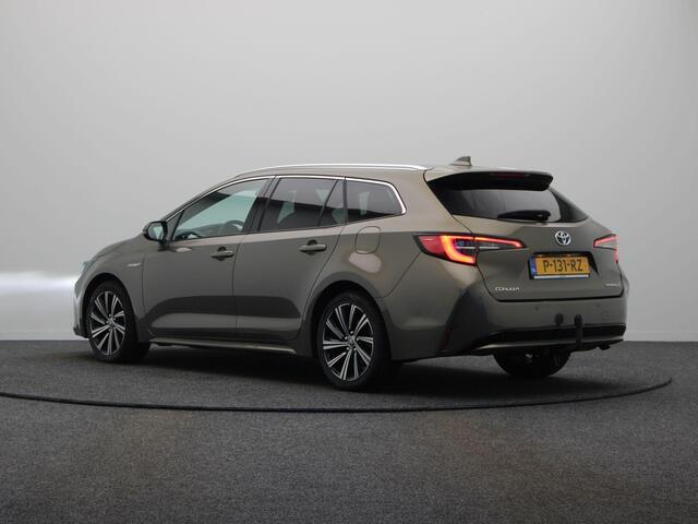 Toyota COROLLA Touring Sports 1.8 Hybrid Dynamic | Slechts 29365km | Stoelverwarming | Trekhaak | Adaptieve Cruise Control | Keyless Entry |