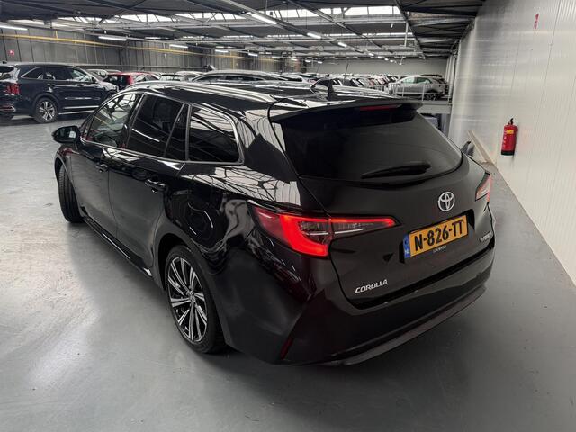 Toyota COROLLA Touring Sports 1.8 Hybrid Business Plus