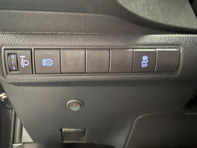 Toyota COROLLA Touring Sports 1.8 Hybrid Business Plus