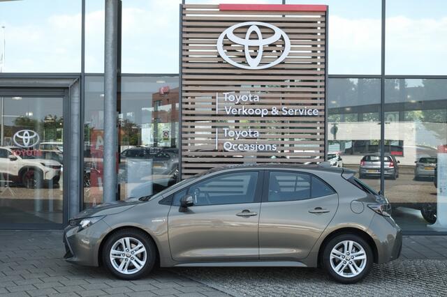 Toyota COROLLA 1.8 Hybrid Business Automaat | Apple Carplay / Android auto | Bu
