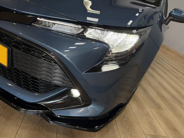 Toyota COROLLA Touring Sports 1.8 Hybrid First Edition Airco ECC | 19 Inch | Camera | Adaptive Cruise | Maxton | Navigatie | Isofix | NAP