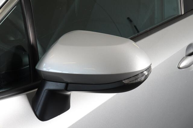 Toyota COROLLA Touring Sports Hybrid 140 Dynamic, Stuur, stoelverwarming