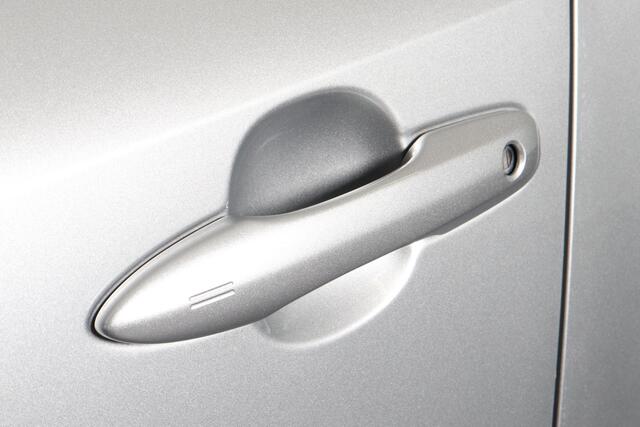 Toyota COROLLA Touring Sports Hybrid 140 Dynamic, Stuur, stoelverwarming