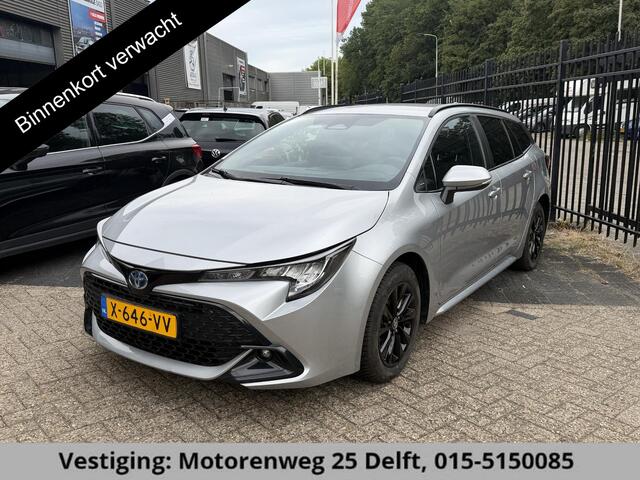 Toyota COROLLA Touring Sports 1.8 HYBRID 140PK SILVERLINE ACTIVE GARANTIE 2034 ! . NAVIGATIE . ADAPTIEVE CRUISE CONTROLE . ACHTERUITRIJ CAMERA .