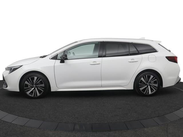 Toyota COROLLA Touring Sports Hybrid 140 Dynamic | Stoelverwarming | Parkeersensoren | Leder - Stof bekleding |
