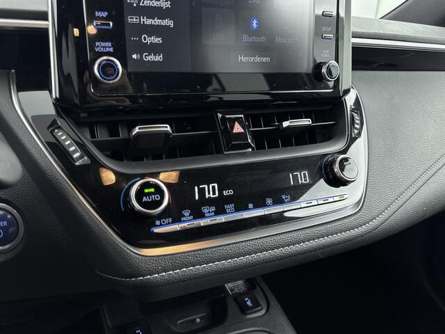 Toyota COROLLA Touring Sports 1.8 Hybrid Business Plus | Parkeersensoren V+A | Stoelverwarming | Onderweg-naar-dealer