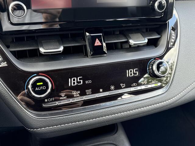 Toyota COROLLA Touring Sports 1.8 Hybrid First Edition **ADAPTIEF CRUISE CONTROL/ NAVIGATIE/ PARKEERCAMERA**