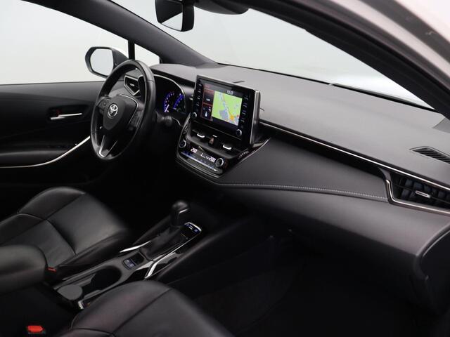 Toyota COROLLA Touring Sports 1.8 Hybrid First Edition | Stoelverwarming | DAB Audio | Cruise Control Adaptief | Trekhaak |