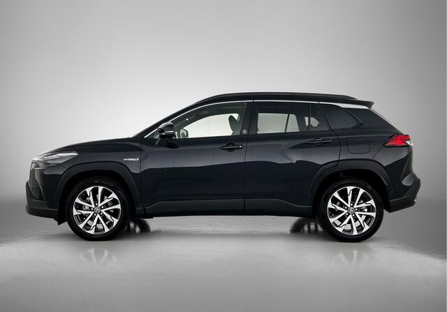 Toyota COROLLA Cross Hybrid 200 Style AWD | Panoramadak | Dodehoek detectie | Stoel+stuurverwarming | Parkeersensoren voor+achter | Elektrische achterklep | Achteruitrijcamera |