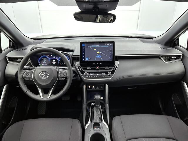 Toyota COROLLA Cross Hybrid 200 Style AWD | Panoramadak | Dodehoek detectie | Stoel+stuurverwarming | Parkeersensoren voor+achter | Elektrische achterklep | Achteruitrijcamera |
