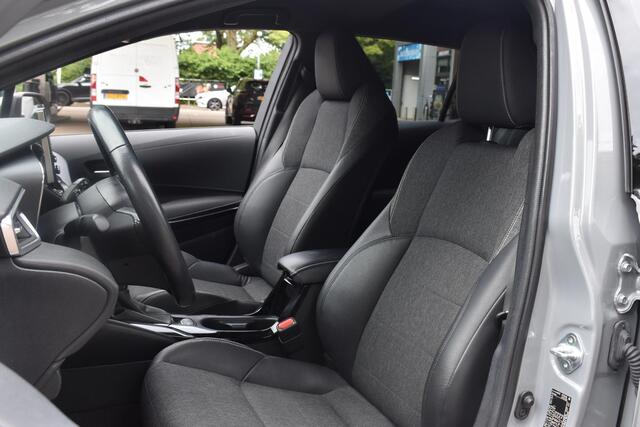 Toyota COROLLA Touring Sports 1.8 Hybrid TeamNL Trekhaak | Stoelverwarming | Keyless | Carplay Navigatie | 12 mnd BOVAG garantie | Whatsapp 06-53188999