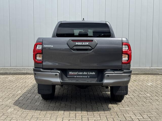 Toyota HI-LUX HiLux 2.8 D-4D Double Cab Invincible Hybrid Automaat Nieuw Snel Leveren Grijs Kenteken NL Auto