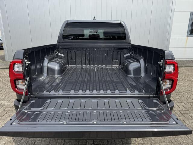 Toyota HI-LUX HiLux 2.8 D-4D Double Cab Invincible Hybrid Automaat Nieuw Snel Leveren Grijs Kenteken NL Auto