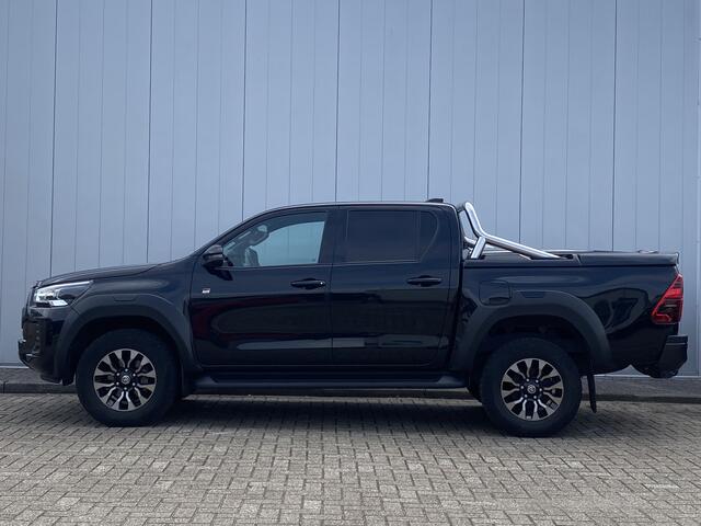 Toyota HI-LUX HiLux 2.8 D-4D Double Cab GR Sport Automaat 500nm NL Auto Dealer Onderhouden JBL Trekhaak 360cam Bed Cover 3500KG Treklast