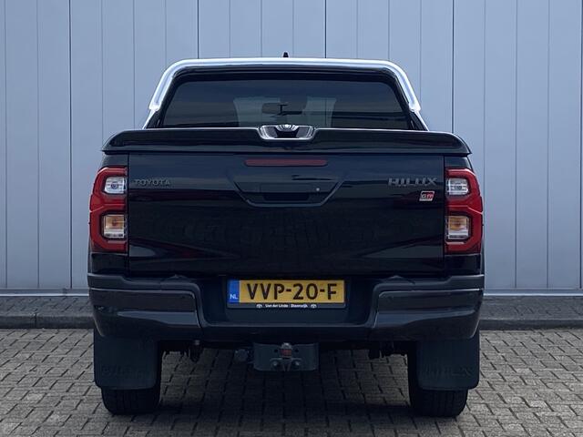 Toyota HI-LUX HiLux 2.8 D-4D Double Cab GR Sport Automaat 500nm NL Auto Dealer Onderhouden JBL Trekhaak 360cam Bed Cover 3500KG Treklast