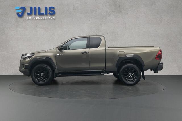 Toyota HI-LUX HiLux 2.4 D-4D Xtra Cab Professional | Parkeersensoren | Trekhaak | Stoelverwarming | Cruise control