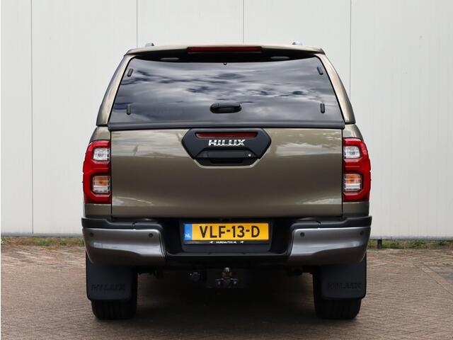 Toyota HI-LUX 2.8 D-4D XC Invincible A/T | Hard Top | Roll-Cover |