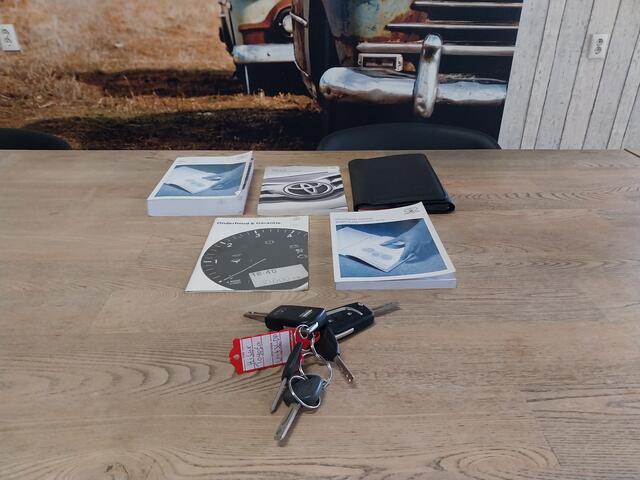 Toyota HI-LUX HiLux 2.4 D-4D-F Xtra Cab 1e EIGENAAR AIRCO CAMERA 4X4 3200 AHG TREKHAAK