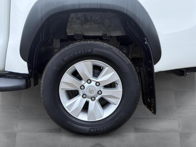 Toyota HI-LUX HiLux 2.4 D-4D-F Double Cab Professional | BE trekker | 5persoons | GRIJSKENTEKEN| Rollcover| Geheel rijklaar incl. Garantie