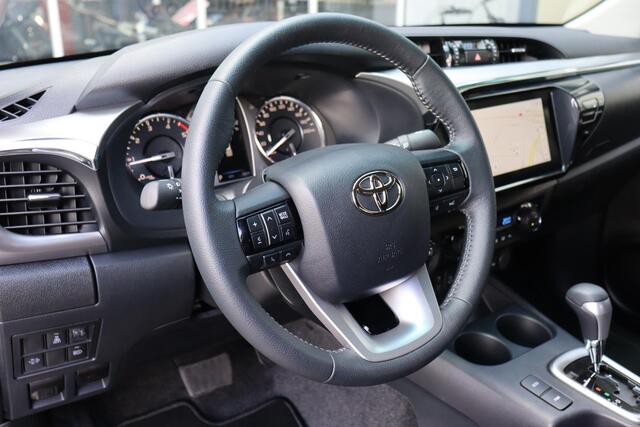 Toyota HI-LUX HiLux 2.4 D-4D Double Cab Challenger Automaat , Navi, Parkeersensoren