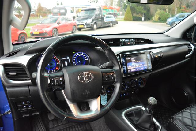 Toyota HI-LUX HiLux 2.4 D-4D-F Xtra Cab Professional Fifty Edition | Leder | Camera | Cruise | Orig. NL | NAP |