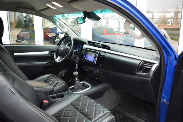 Toyota HI-LUX HiLux 2.4 D-4D-F Xtra Cab Professional Fifty Edition | Leder | Camera | Cruise | Orig. NL | NAP |