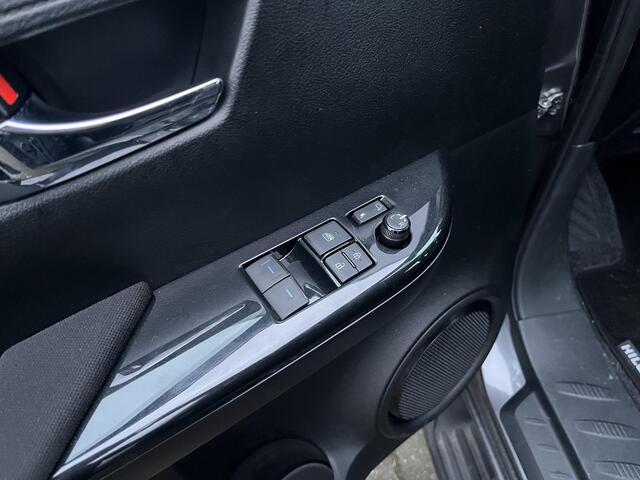 Toyota HI-LUX HiLux 2.8 D-4D Xtra Cab Professional | Origineel NL | Incl. BPM | Nieuw & direct leverbaar