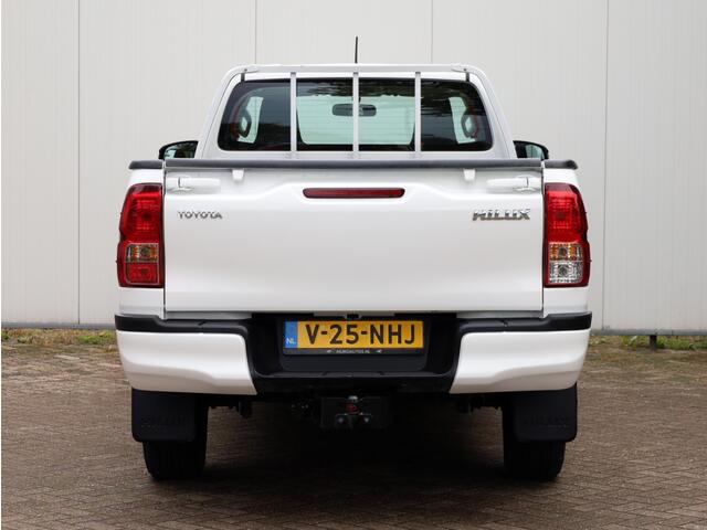 Toyota HI-LUX HiLux 2.4 D-4D 4WD Cool Comfort | Airco | Cruise | Trekhaak