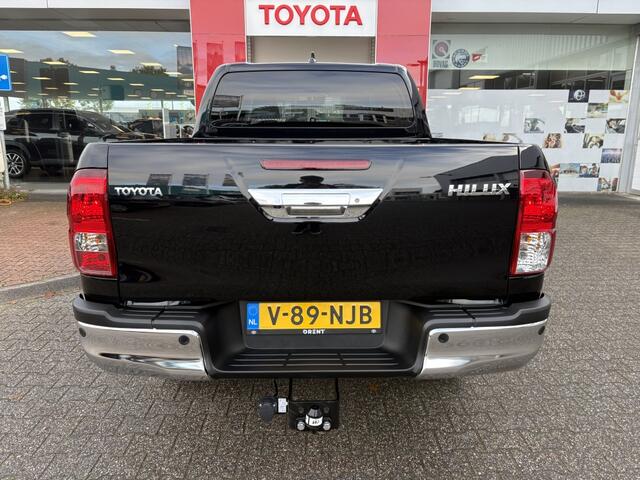 Toyota HI-LUX HiLux 2.4 D-4D DC Professional | 3500kg trekgewicht | Grijs kenteken |