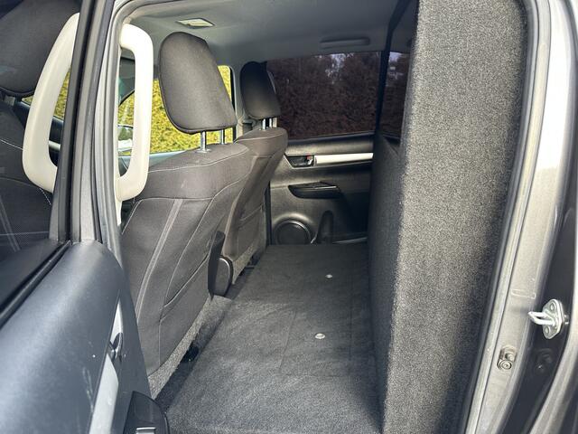 Toyota HI-LUX Hilux 2.4 D-4D AUTOMAAT / 4x4 / 1e EIG. / 3.500 KG AHG / CAMERA / TREKHAAK / ECC / CRUISE / CARPLAY