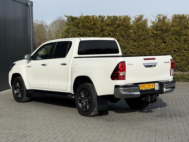 Toyota HI-LUX HiLux 2.4 D-4D AUTOMAAT / 4x4 / 1e EIG. / 3.500 KG AHG / CAMERA / TREKHAAK / ECC / CRUISE / CARPLAY