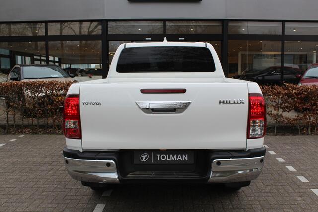 Toyota HI-LUX HiLux 2.4 D-4D Double Cab Professional Automaat | Rijklaar | Navi | PDC | Stoelverwarming | Keyless | Camera | Clima | Cruise | BPM vrij