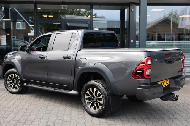 Toyota HI-LUX 2.8 D-4D DUBBEL CABIN GR SPORT A/T 2 ZITS 4WD VAN
