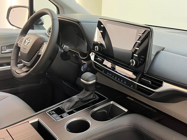 Toyota HIGHLANDER Sienna 2.5 Hybrid Luxe XLE