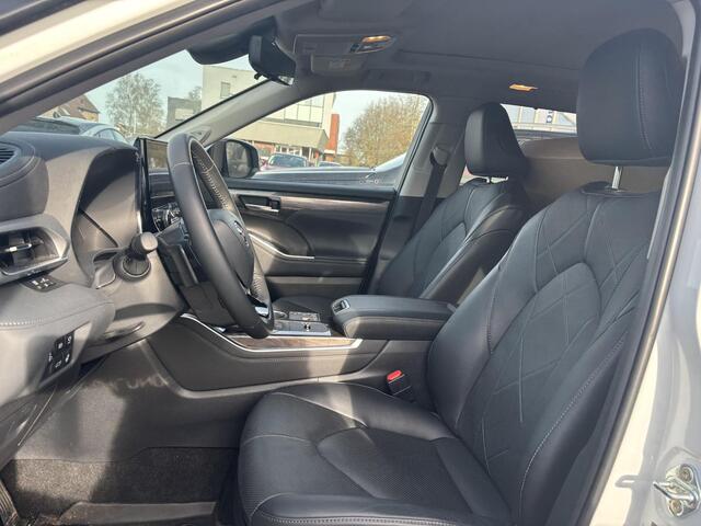 Toyota HIGHLANDER 2.5 AWD Hybrid Premium | 7p | Panoramadak | 360 graden camera | Platinum Pearl White | Adaptieve cruisecontrol | JBL audio | Head up Display | Stoelverwarming | Achterbank verwarmd
