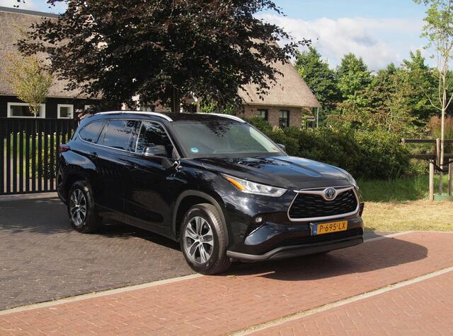 Toyota HIGHLANDER 2.5 AWD Hybrid Business | 7-Persoons | Camera | Trekhaak | ACC | NL-Auto |