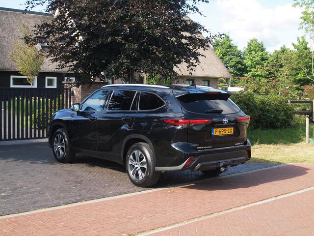 Toyota HIGHLANDER 2.5 AWD Hybrid Business | 7-Persoons | Camera | Trekhaak | ACC | NL-Auto |