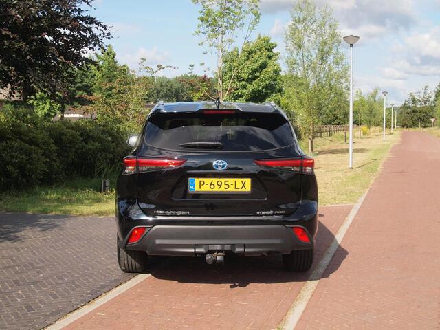 Toyota HIGHLANDER 2.5 AWD Hybrid Business | 7-Persoons | Camera | Trekhaak | ACC | NL-Auto |