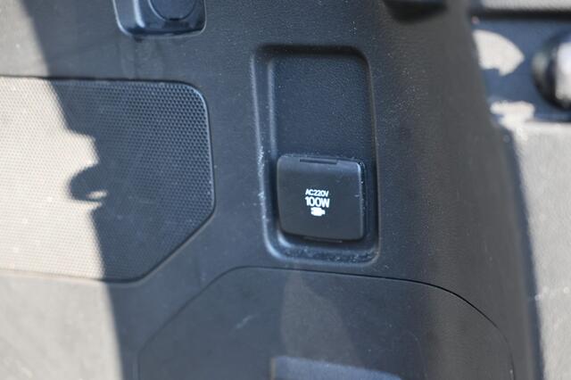 Toyota LAND CRUISER 150 2.8 D-4D 3DRS PROFESSIONAL A/T VAN