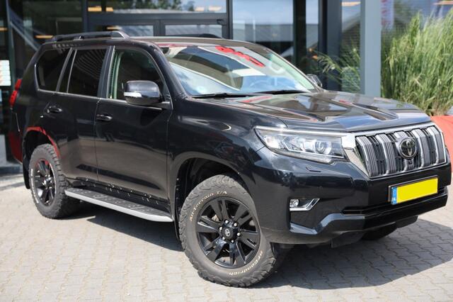Toyota LAND CRUISER 150 2.8 D-4D 5DRS LOUNGE A/T 5 ZITS