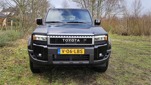 Toyota LAND CRUISER 2.8 D-4D Comfort Blind van