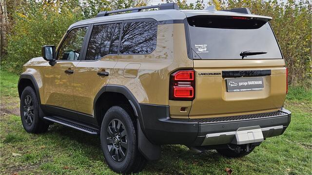 Toyota LAND CRUISER 2.8 D-4D First Edition Panorama Dak Grijs Kenteken