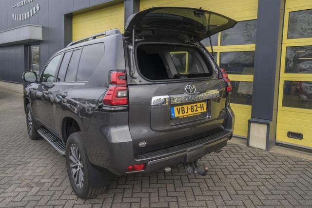 Toyota LAND CRUISER 2.8 D-4D-F Executive Window Van