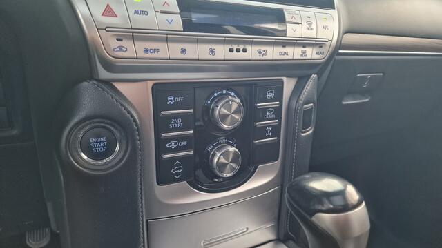 Toyota LAND CRUISER 2.8 D-4D 204pk Executive Van, Schuif/kanteldak, Luchtv, Full Opt