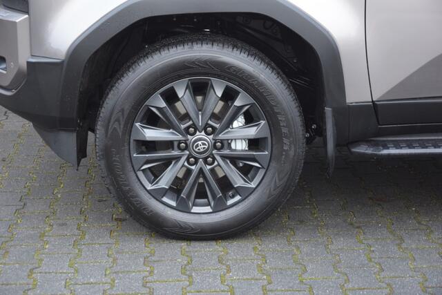 Toyota LAND CRUISER 2.8 D-4D 5DRS hybride 48v PROFESSIONAL A/T 5 SITZ