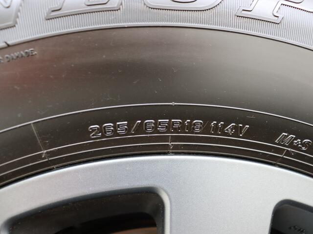 Toyota LAND CRUISER 2.8 D-4D Professional 5p. | Navigatie | 360 Camera | Stoel en stuurwiel verwarmd | Dodehoek Ass. | LM velgen | Draadloze telefoonlader | Leder | Toyota-paasweekend