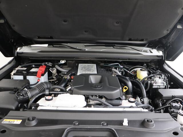 Toyota LAND CRUISER 2.8 D-4D Professional 5p. | Navigatie | 360 Camera | Stoel en stuurwiel verwarmd | Dodehoek Ass. | LM velgen | Draadloze telefoonlader | Leder | Toyota-paasweekend