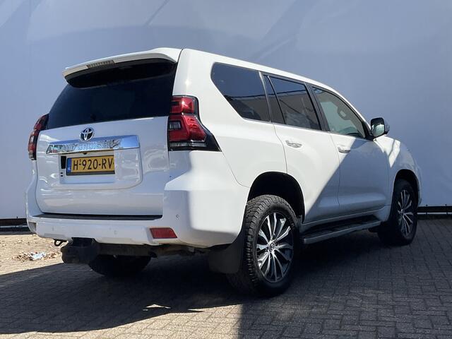 Toyota LAND CRUISER 5-Pers 2.8 D-4D Professional 5p. 360° Leer Stoelverw+koel Trekhaak (3000kg)